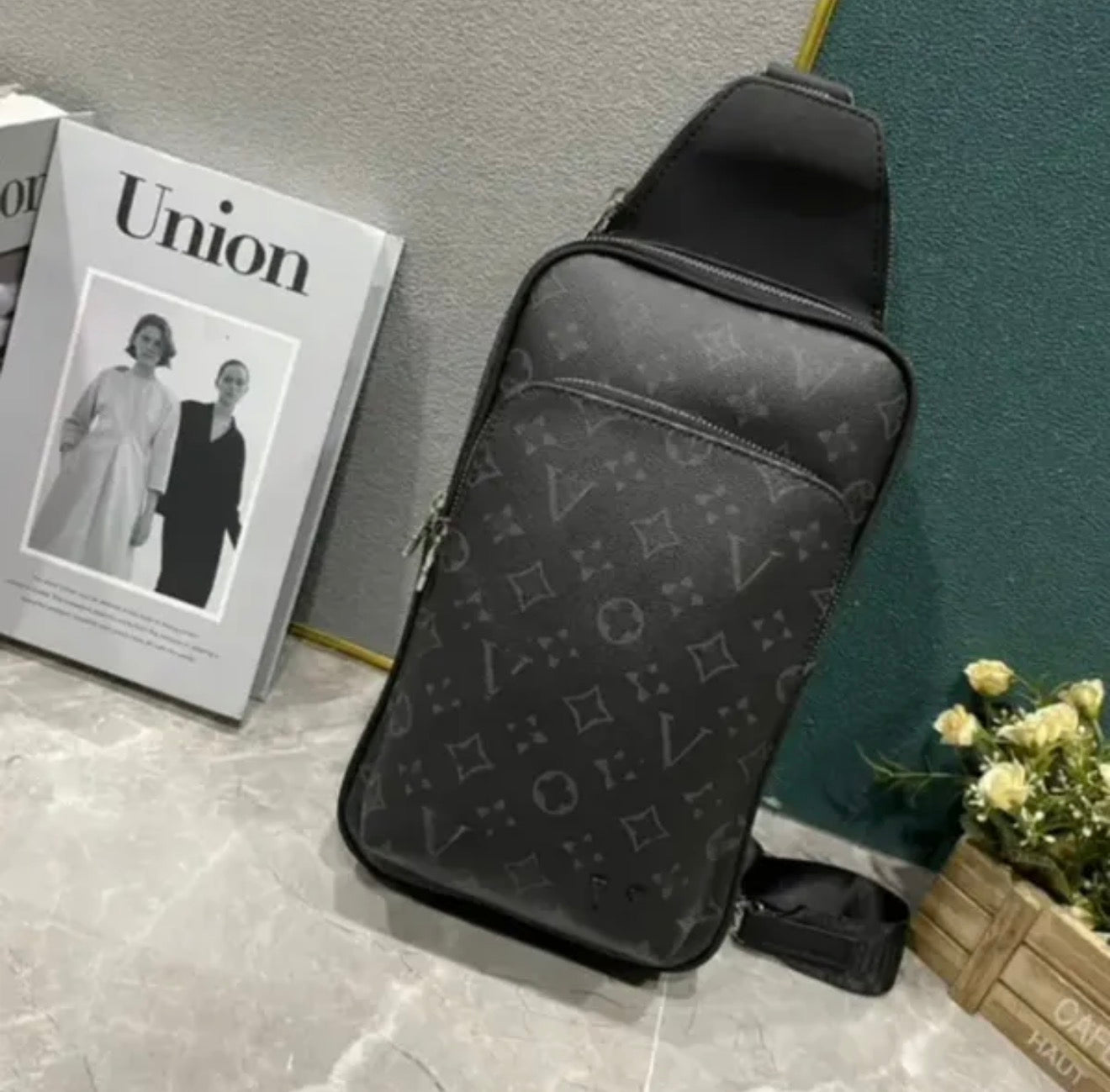 A18 Premium quality men’s Avenue Style Side Bags