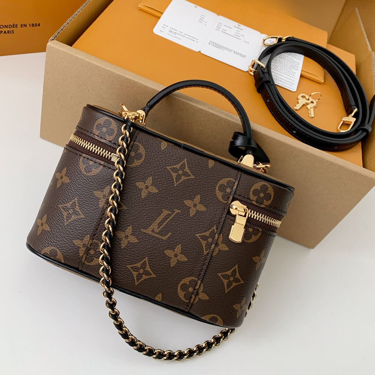Premium Mirror Quality Vanity Chain Pouch Shoulder Bags
