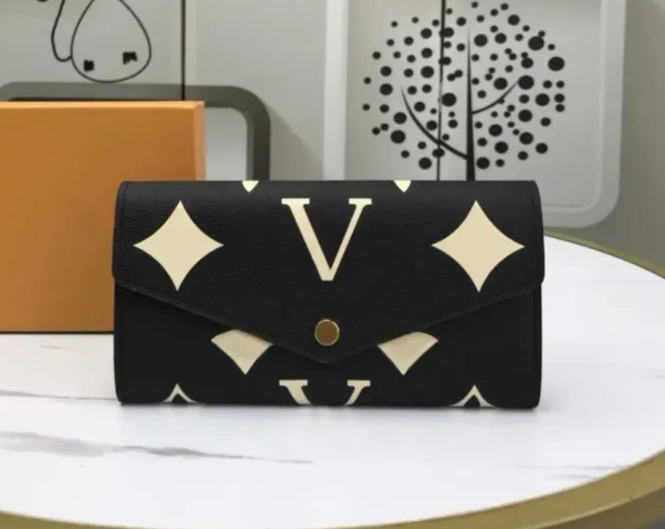 Premium Quality Sarah Style wallet Classic Pattern
