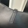 Premium Quality LE 5 À 7 IN smooth Leather Shoulder Bag