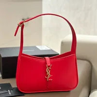 Premium Quality LE 5 À 7 IN smooth Leather Shoulder Bag