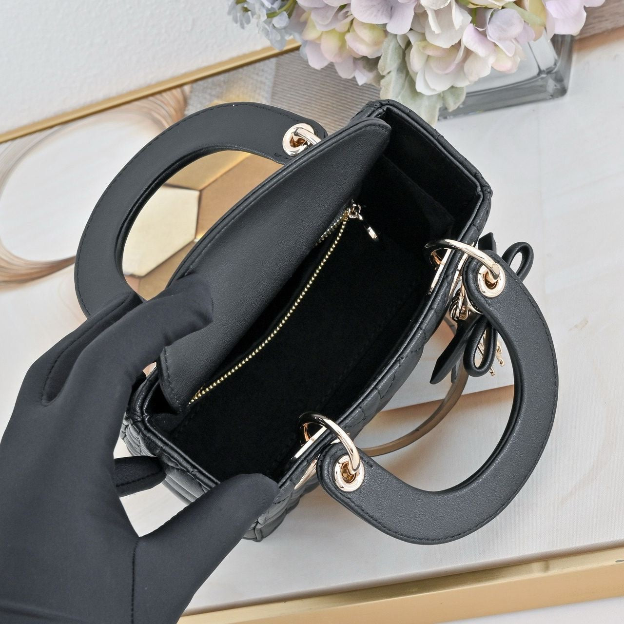 Premium Quality Quilted Leather Lady Bags with Gold Hardware