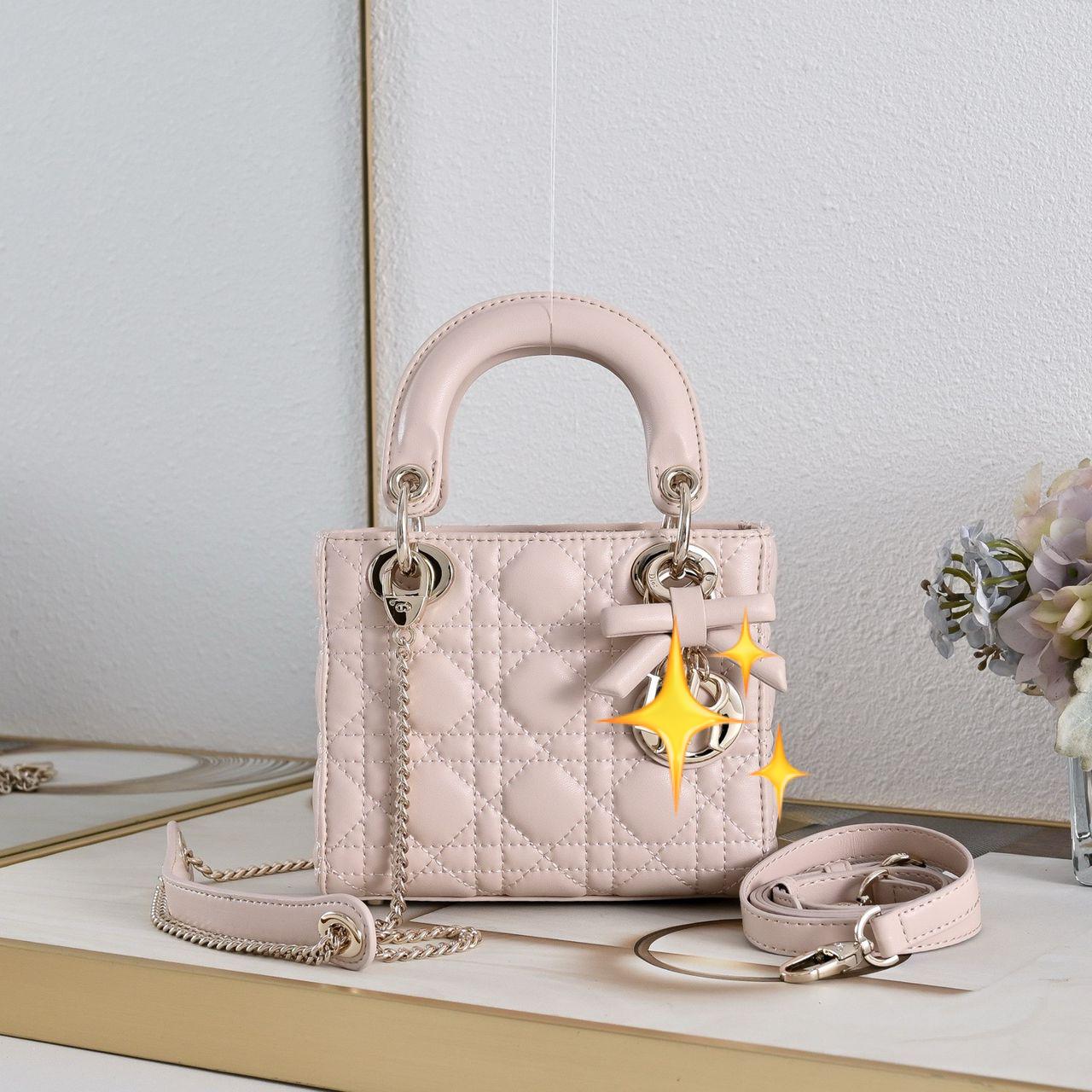 Premium Quality Quilted Leather Lady Bags with Gold Hardware