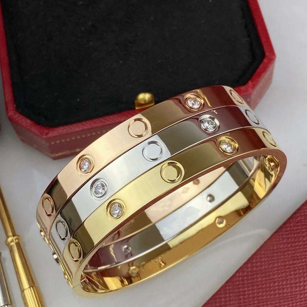 Premium Quality Stainless Steel Non-Tarnish Love Style Bracelets
