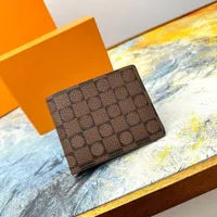 Premium Quality Mens Wallets in various patterns